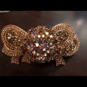 Gold hair clip with crystals